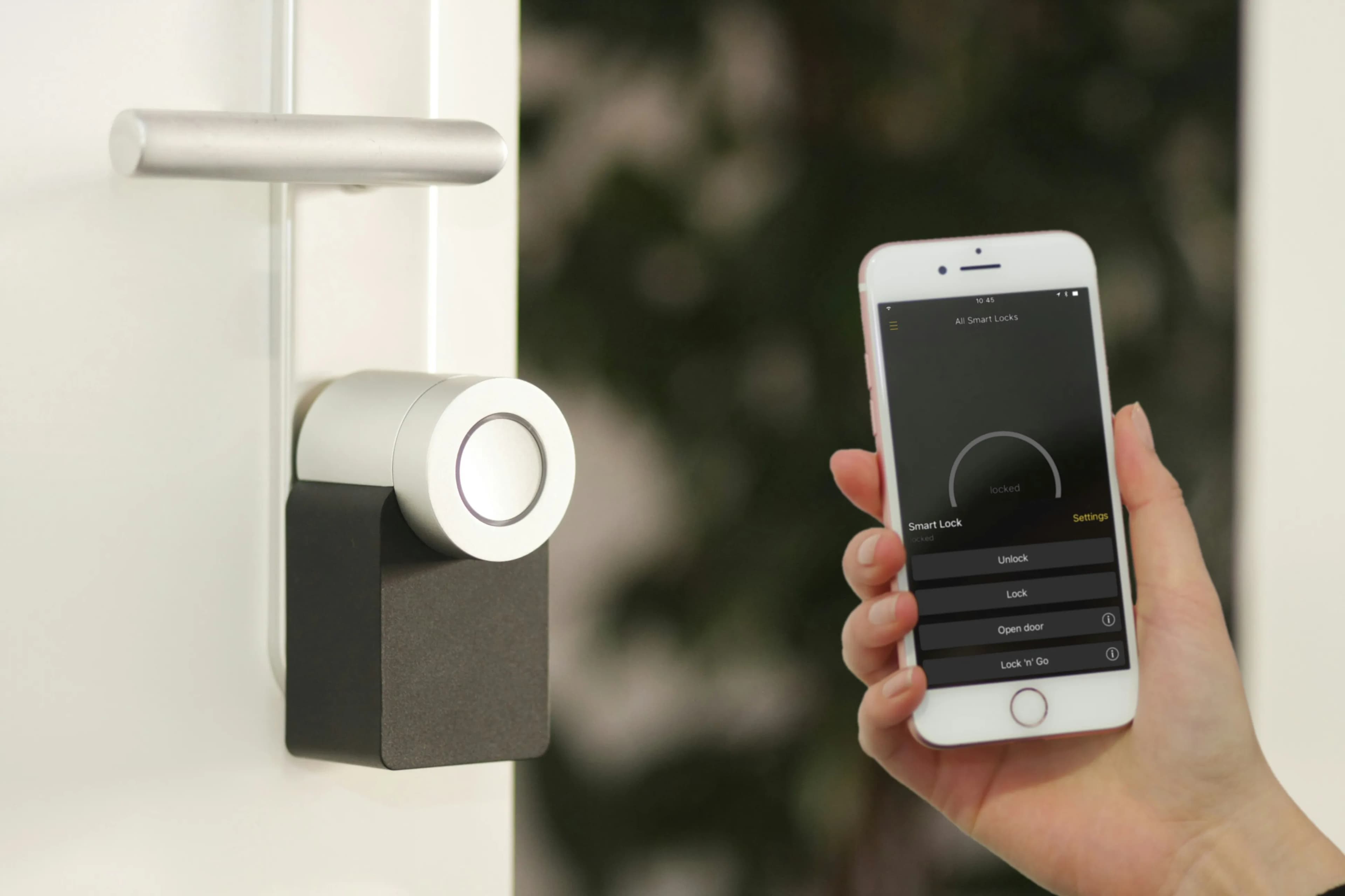Smart Locks & Keyless Entry